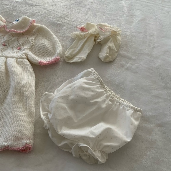 𝅺VINTAGE Mini Alone Baby Dress, Bloomers and Socks - Picture 5 of 8